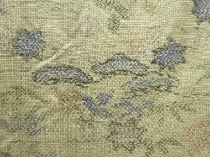 アンティーク　草花模様織り出し本場大島紬着物